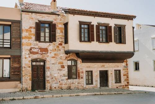 Nill's Stone House Otel