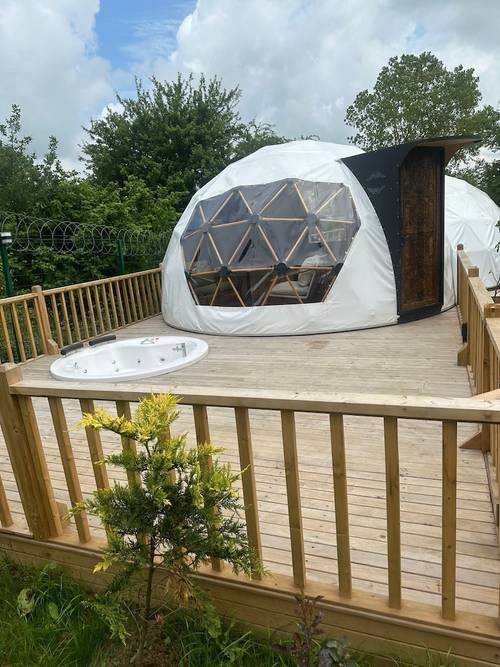 Vira Garden House