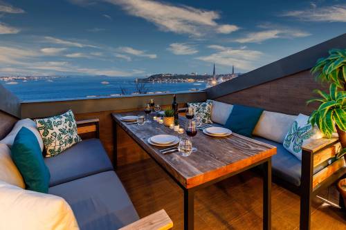 Monnas Bosphorus