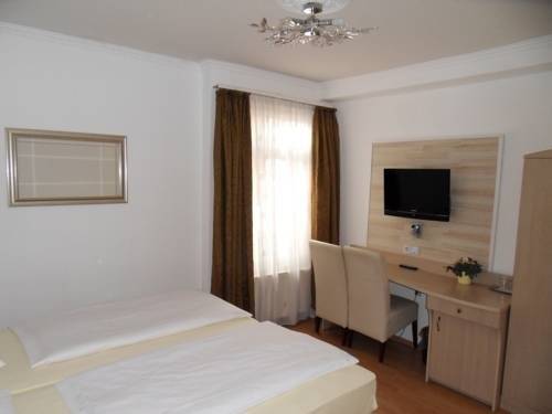 Hotel Adler