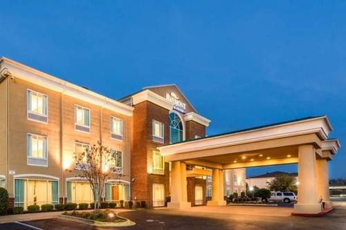Baymont by Wyndham Montgomery South