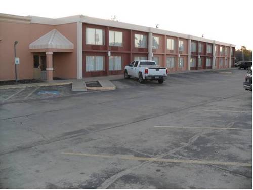 Express Inn & Suites