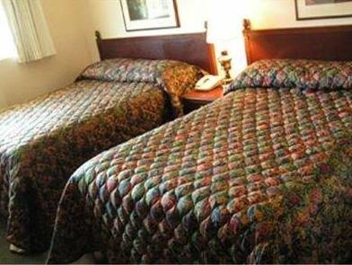 Coachman Inn
