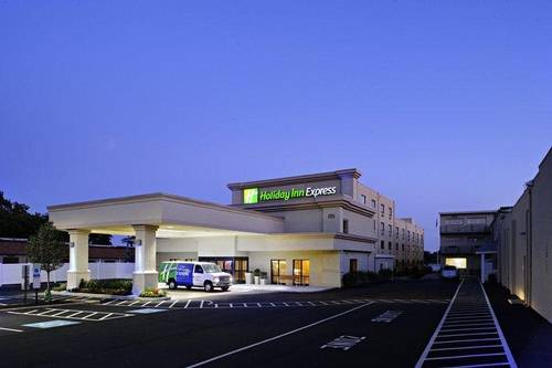 Holiday Inn Express Philadelphia Airport