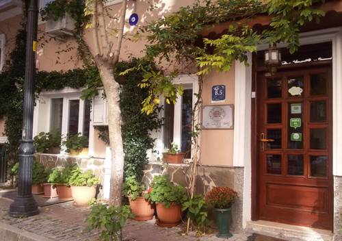 Hotel Buhara Family Inn