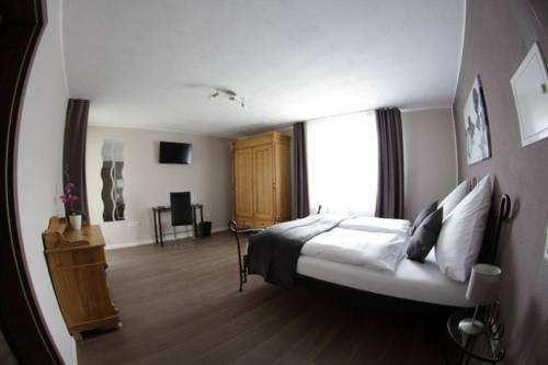 Apado Hotel Garni