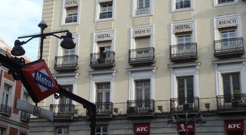 Hostal Riesco Puerta Del Sol