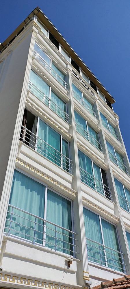 Hotel Anemonia