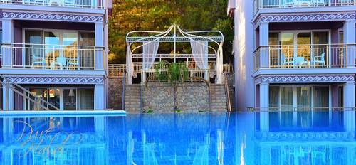 Evra Hotel Halal