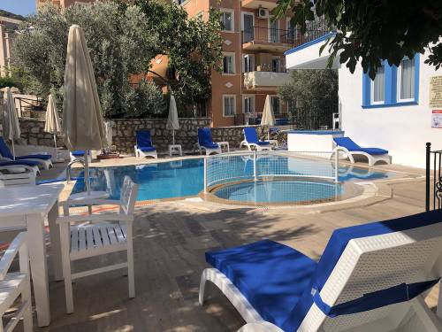 Lizo Hotel
