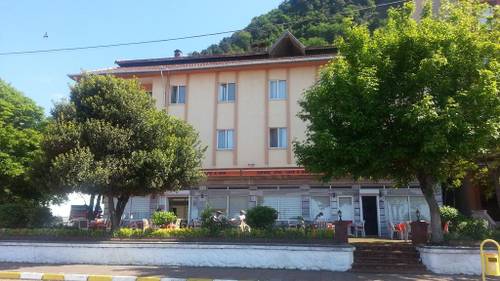 Saymoz Hotel