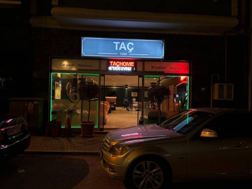 Tac Hotel