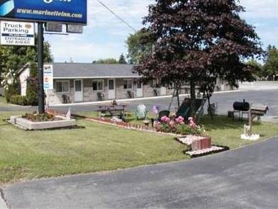 Marinette Inn