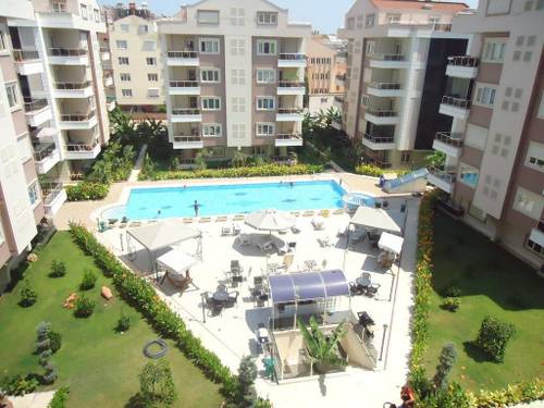 Roza Apartments