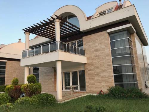 Pearl Golf Villas