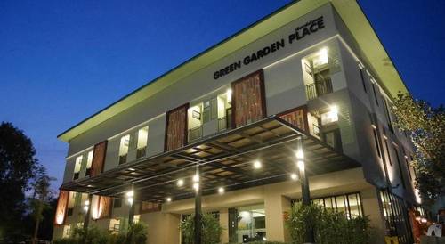 Green Garden Place