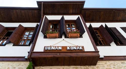 Benan Konak