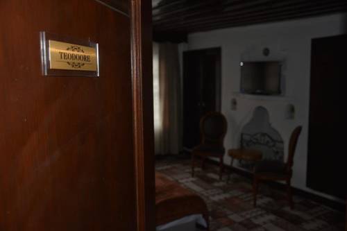 Theodore Butik Hotel