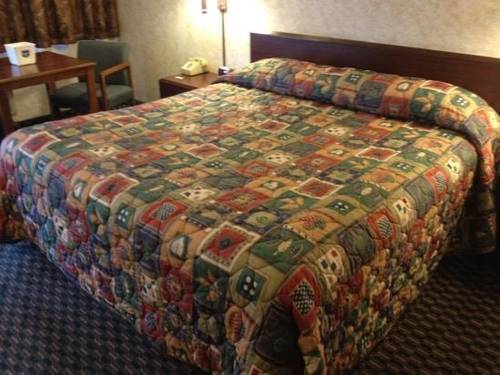 Richmond Inn Suites