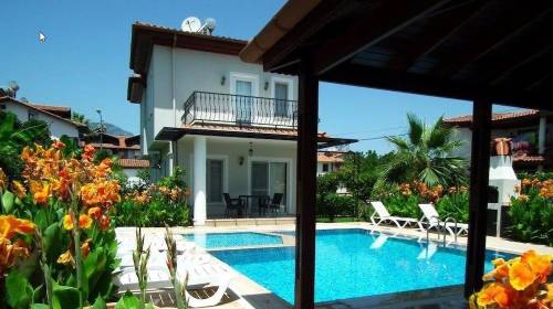 Villa Nehir