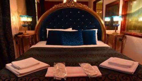 Destina Boutique Hotel