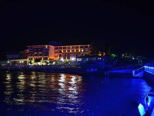 Gaia Beach Hotel
