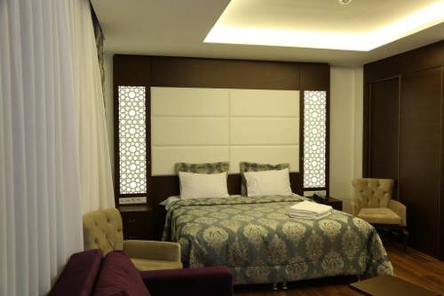 Sea Golden Hotel & Restaurant