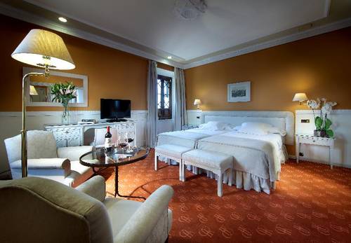 Hotel Alhambra Palace