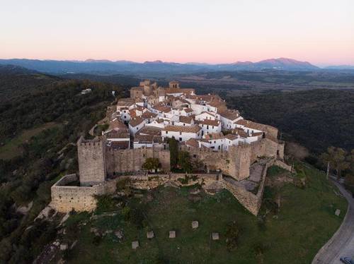 Complejo Turístico Castillo de Castellar
