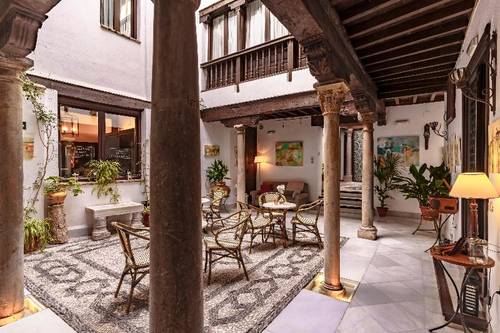 Casa del Capitel Nazari