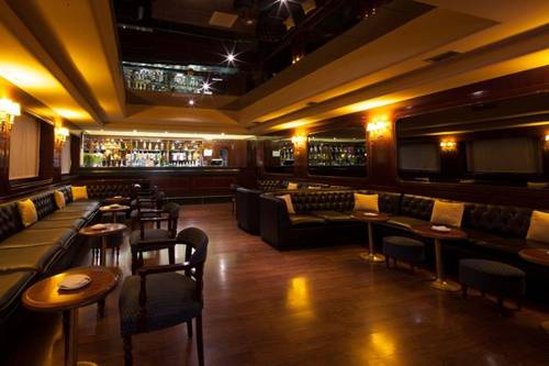 Hotel Chamartin the One