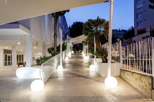 Hotel Tora