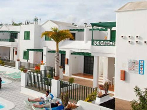 Las Acacias