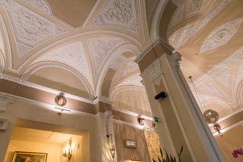 Bernini Palace