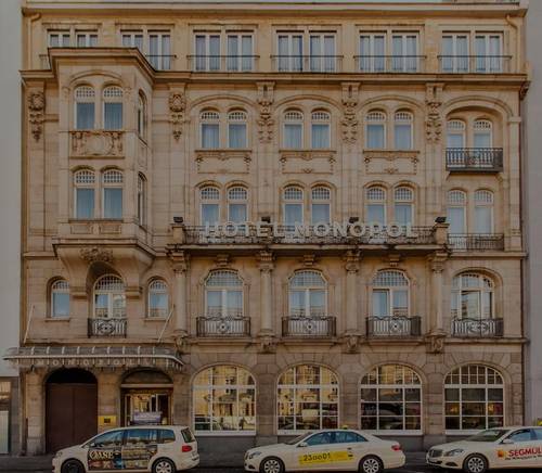 Hotel Monopol - Central Station