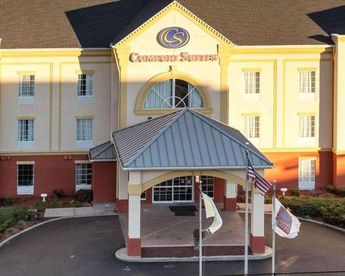 Comfort Suites Newark - Harrison