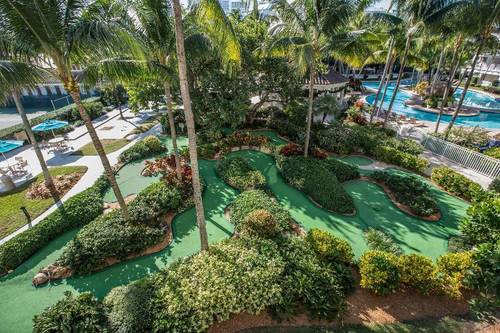 Lago Mar Resort & Club