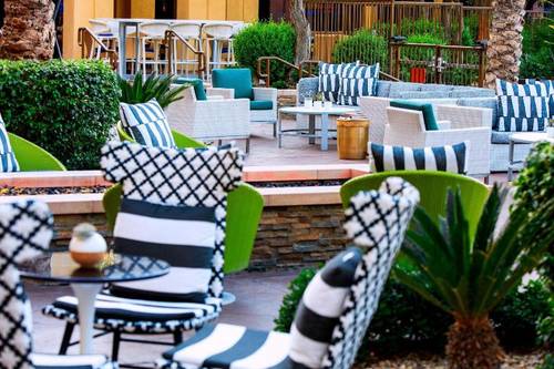 Renaissance Palm Springs Hotel