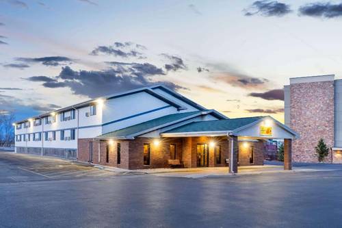 Super 8 by Wyndham Cheyenne WY