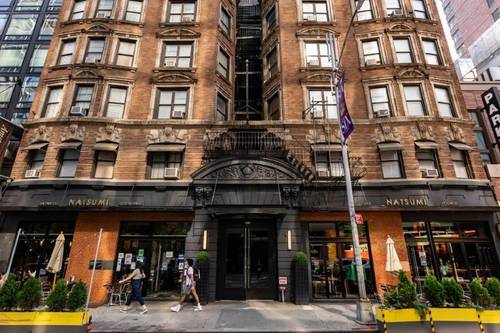 The Square Hotel Times Square (CLOSED)