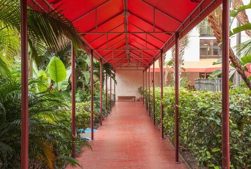 Red Roof PLUS+ Miami Airport