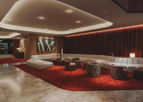 Gallery Hotel