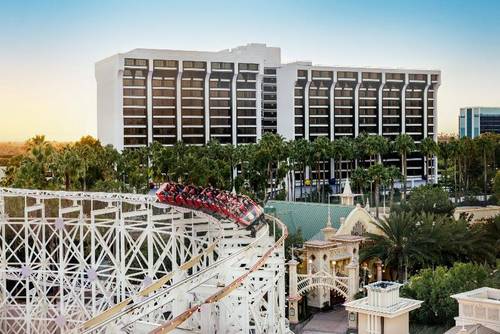 Disney's Pixar Place® Hotel