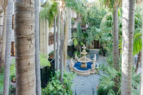 Buena Park Grand Hotel and Suites