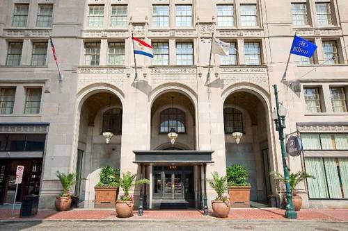 Hilton New Orleans/St. Charles Avenue