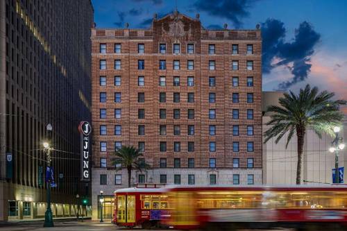 The Jung Hotel & Residences