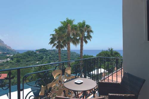 Nastro Azzurro Resort