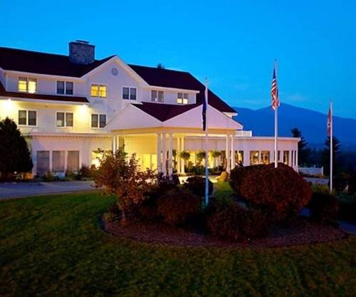 White Mountain Hotel and Resort