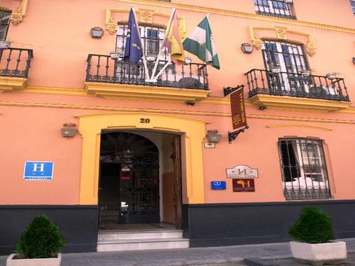 Hotel Abril