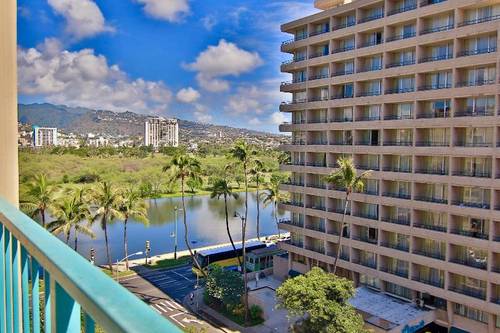 Aqua Aloha Surf Waikiki